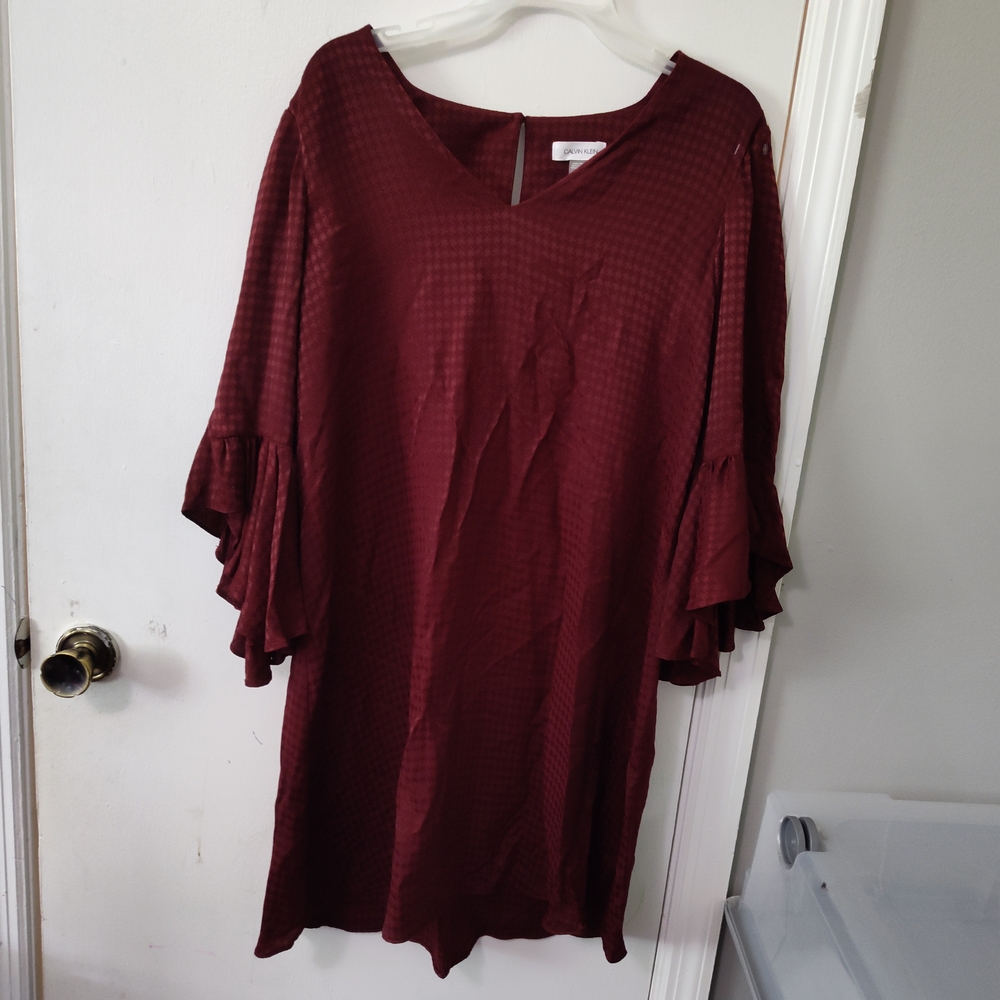 Women's Burgundy Ruffle Sleeve Top